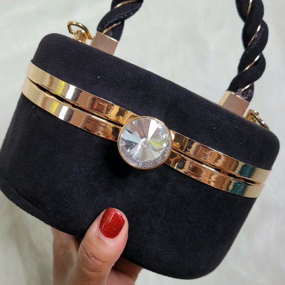 Clutch - Picture 3 of 8